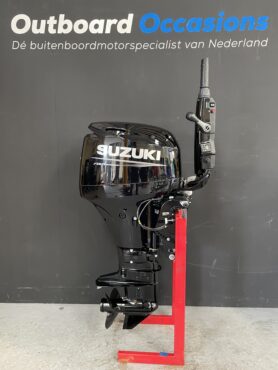 Suzuki 60 PK EFI outboard engine