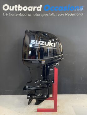 Suzuki 115 PK EFI outboard engine