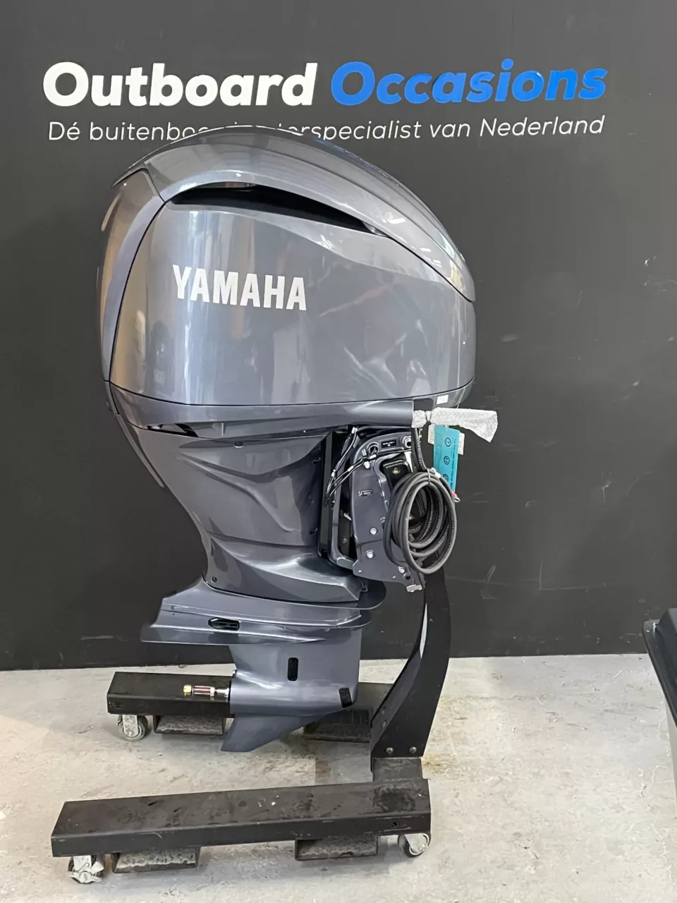 Yamaha 300 PK EFI outboard engine